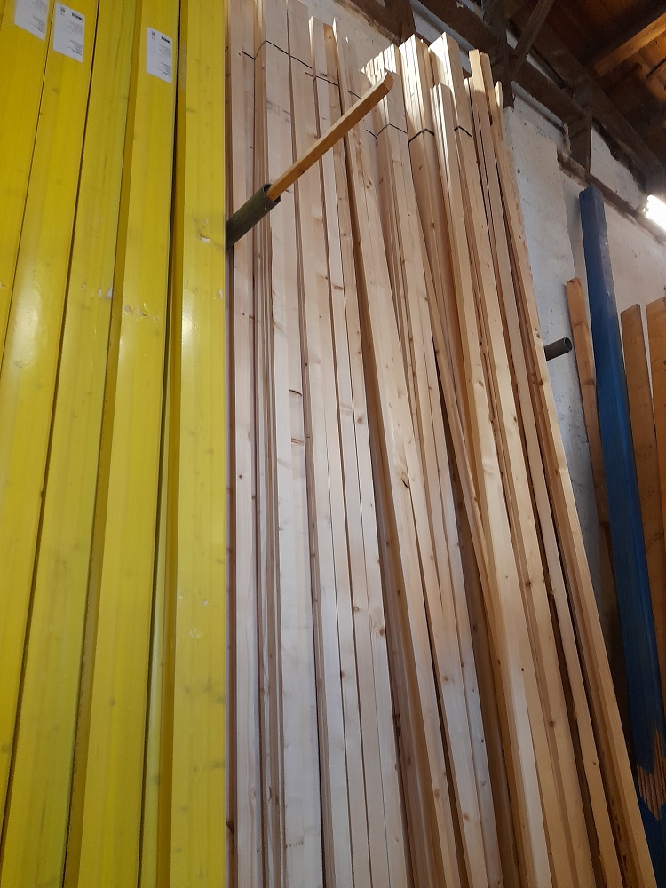 18x45mm Latten gehobelt