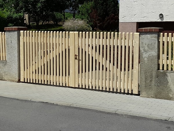 Zaunlatte Fichte gehobelt 25x50mm